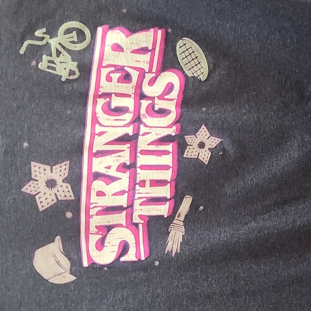 Netflix Stranger Things T-Shirt size Small - Picture 2 of 4
